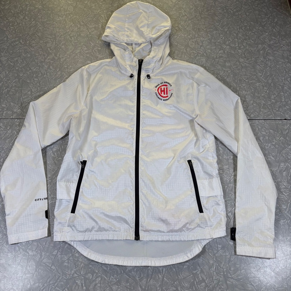Nike Chicago Marathon 2021 Essential Running Jacket White DN6951-100 Mens XS